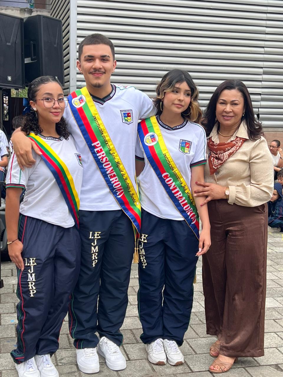 Imagen de la noticia: Posesión del Personero y la Contralora Estudiantil