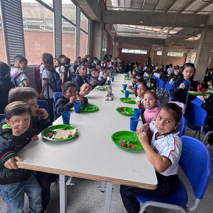 Foto 4 de la noticia: El Restaurante Escolar Recibe a los mas pequeños, ¡BIENVENIDOS!